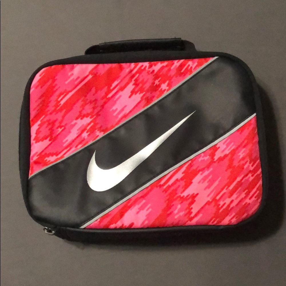 Girls Nike Lunchbox